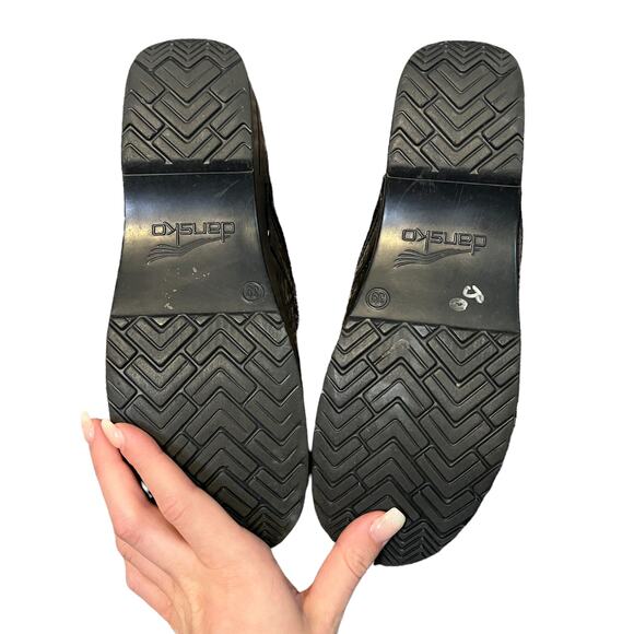 Dansko Hibiscus Black Clogs - Picture 6 of 9